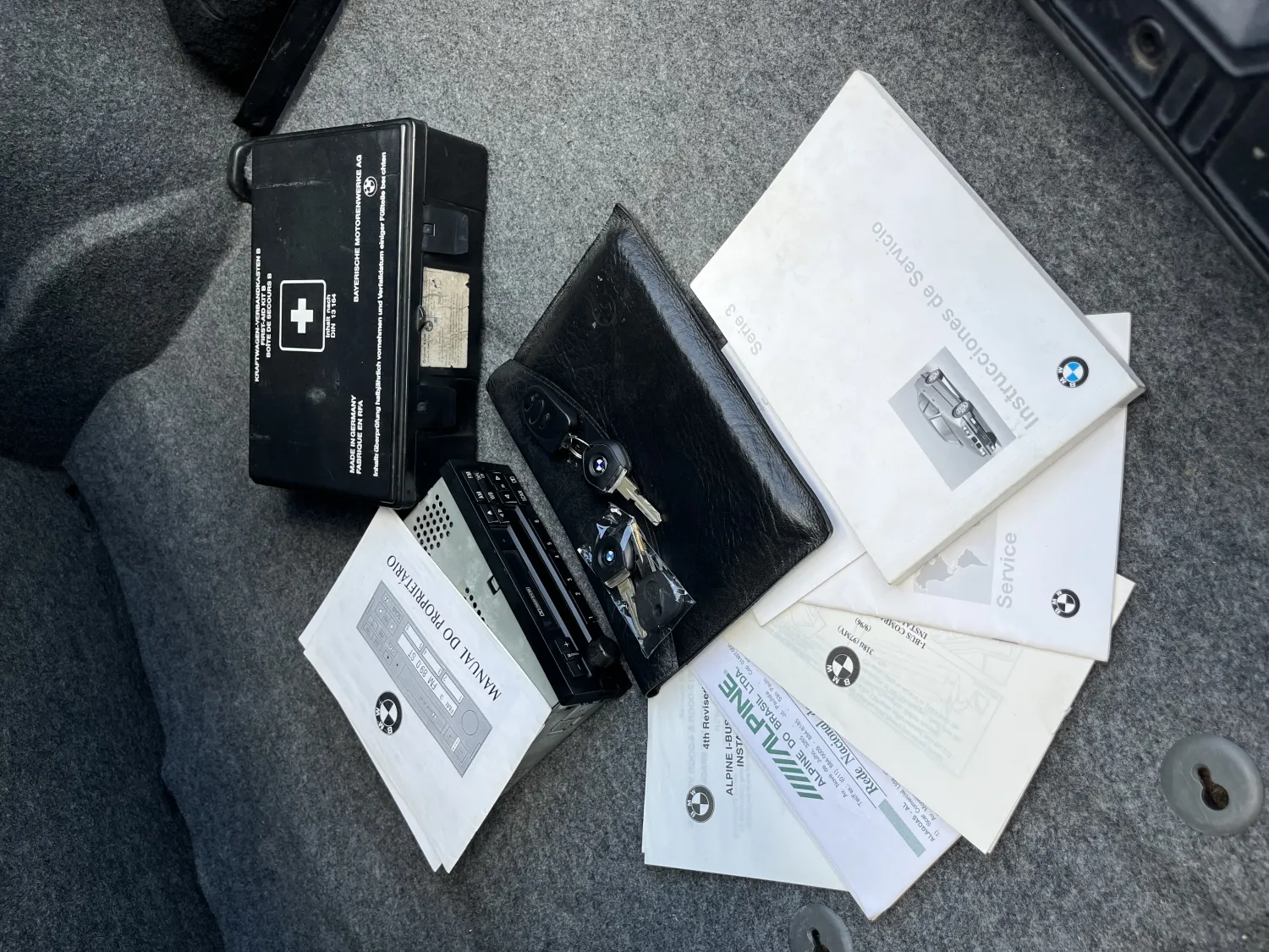 avv-bmw-318is-venda-4608af1-imagem-009
