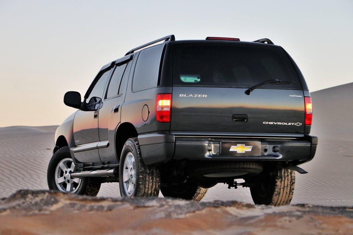 avv-chevrolet-blazer-2-4-advantage-flex-venda-8huqipm-imagem-006