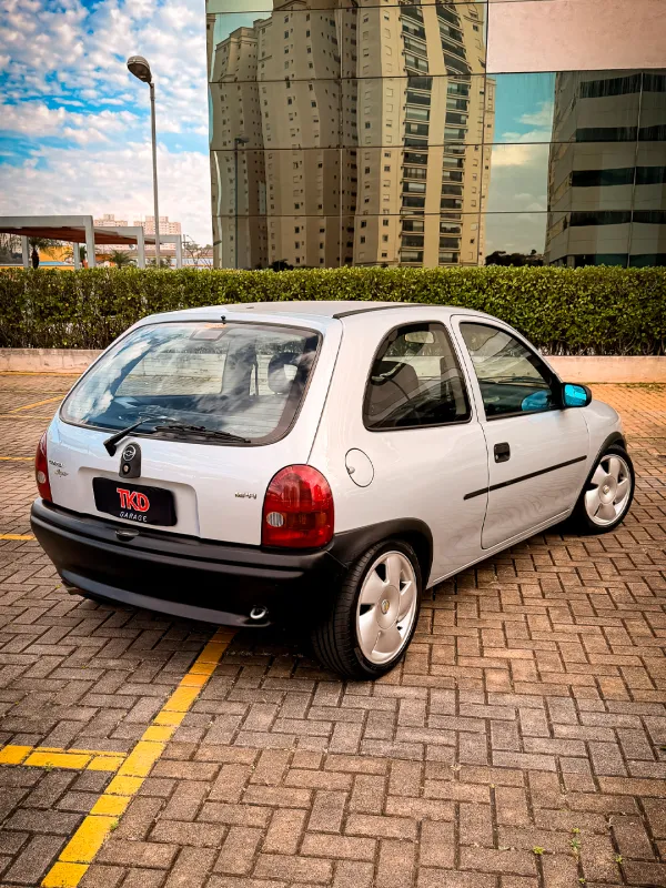 avv-chevrolet-corsa-venda-2324d3d-imagem-003