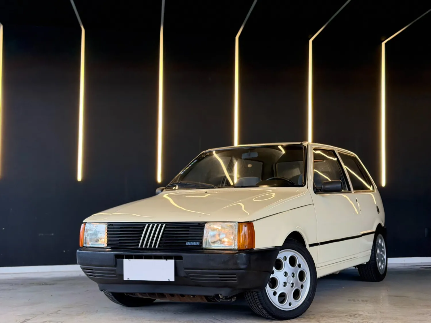 avv-fiat-uno-venda-2cc9a40-imagem-011