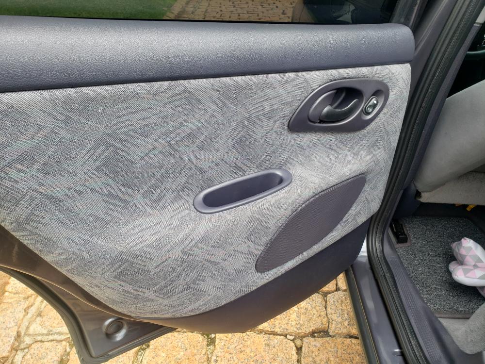 avv-ford-mondeo-sw-venda-47l7u5v-imagem-012