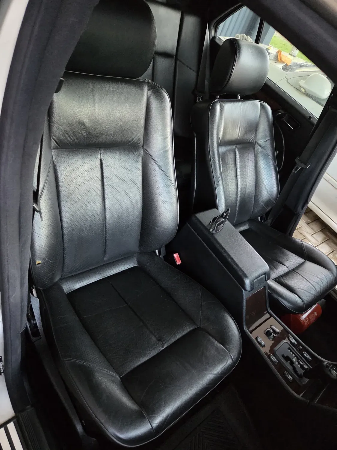 avv-mercedes-benz-c280-venda-fe78842-imagem-014