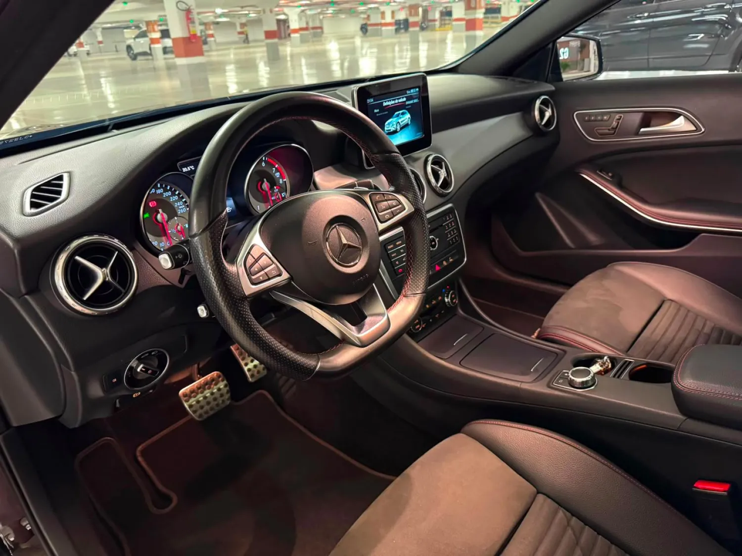avv-mercedes-benz-gla-venda-29ef9ae-imagem-010
