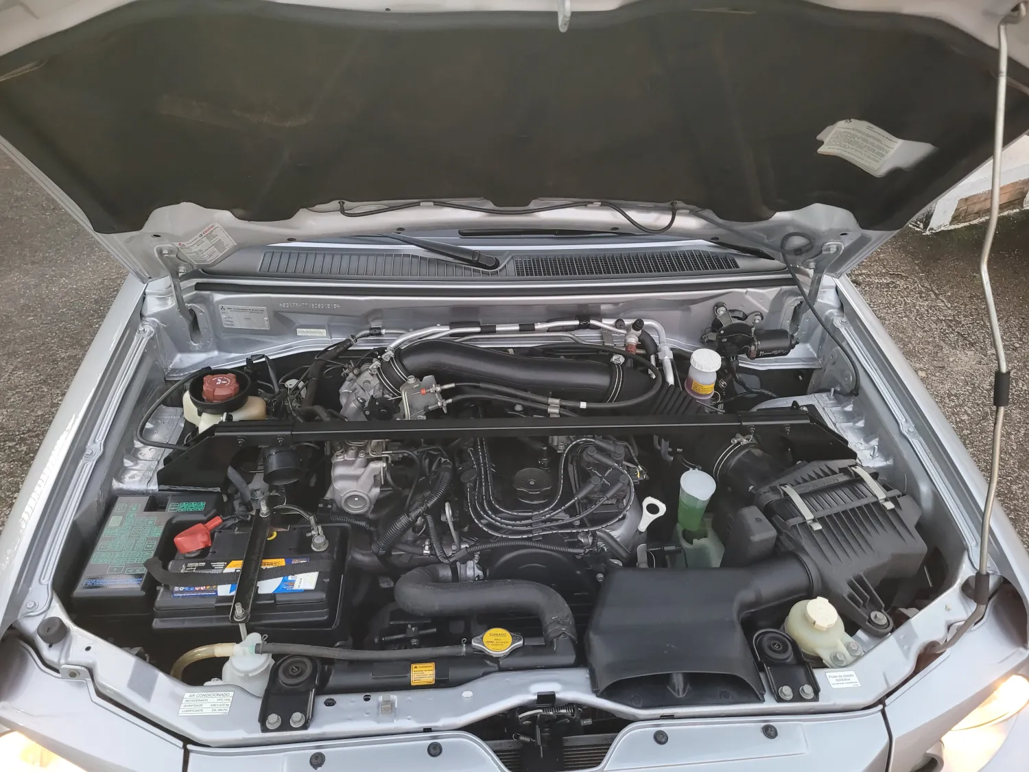 avv-mitsubishi-pajero-tr4-venda-1ca0d42-imagem-017