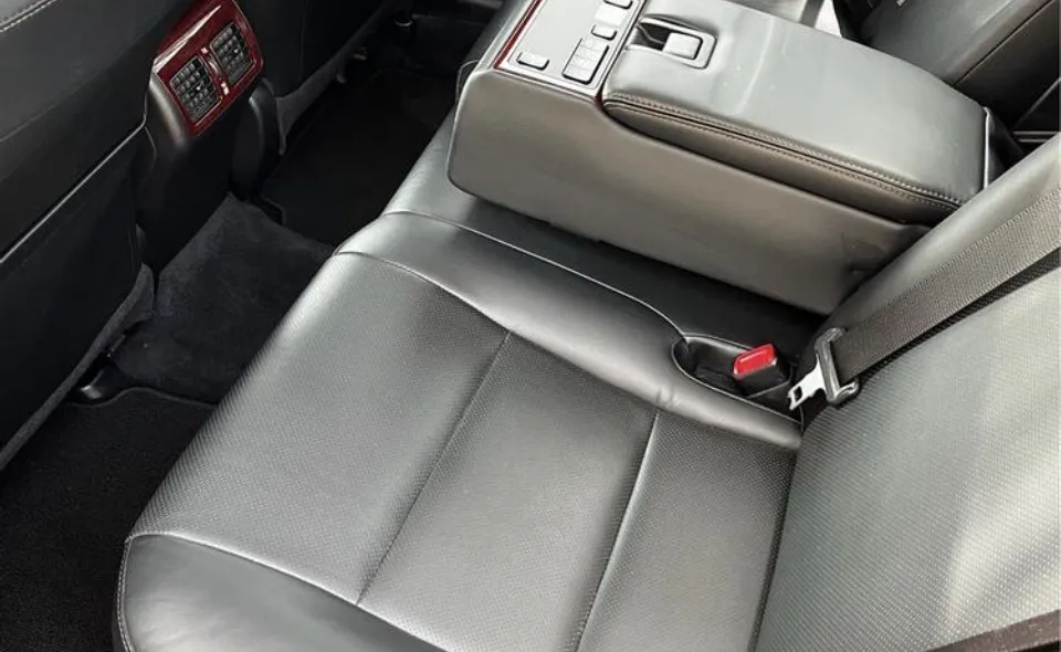 avv-toyota-camry-xle-venda-32hd1pk-imagem-004
