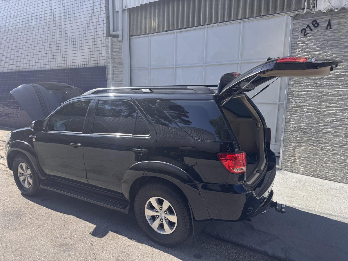 avv-toyota-hilux-sw4-srv-venda-5wj7jzr-imagem-003