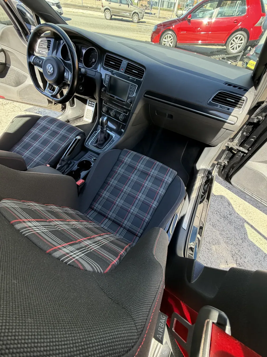 avv-volkswagen-golf-venda-11a921c-imagem-018