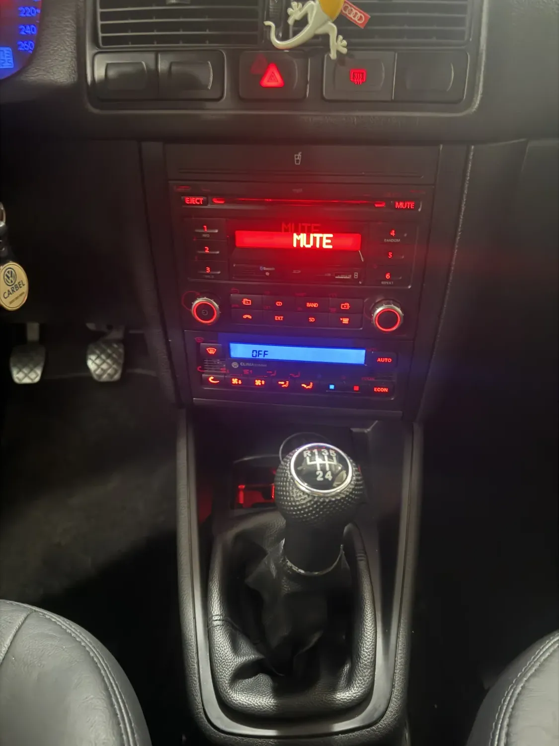avv-volkswagen-golf-venda-4554d5e-imagem-006
