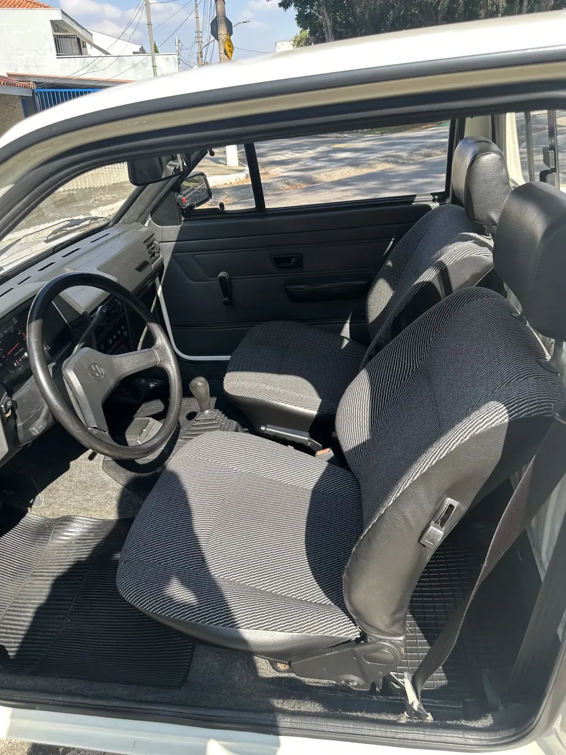 avv-volkswagen-saveiro-venda-0618823-imagem-011