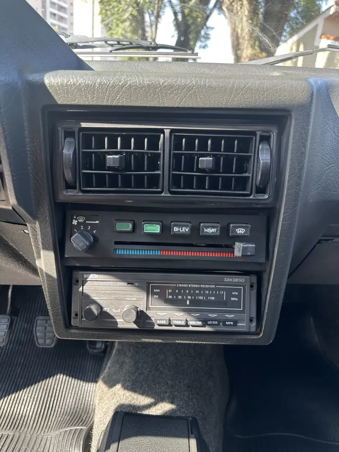 avv-volkswagen-saveiro-venda-0618823-imagem-014