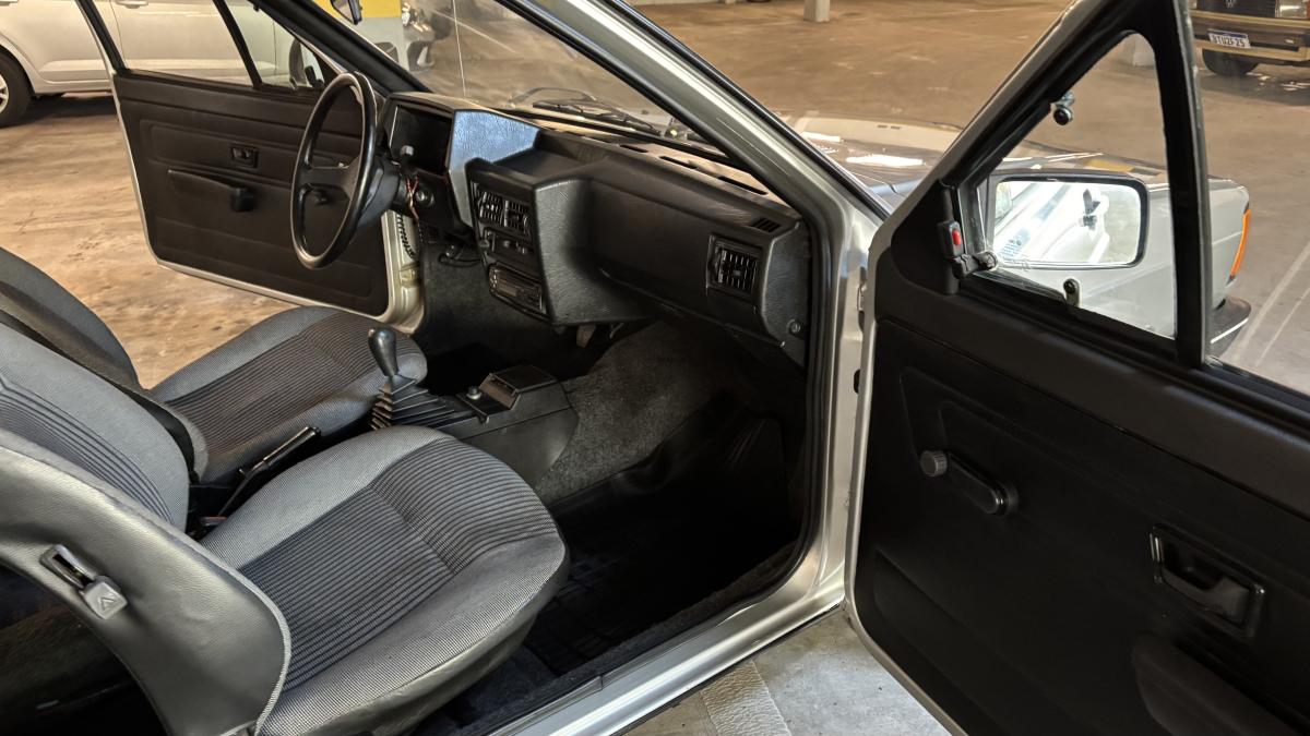 avv-volkswagen-voyage-cl-venda-ulaot03-imagem-002