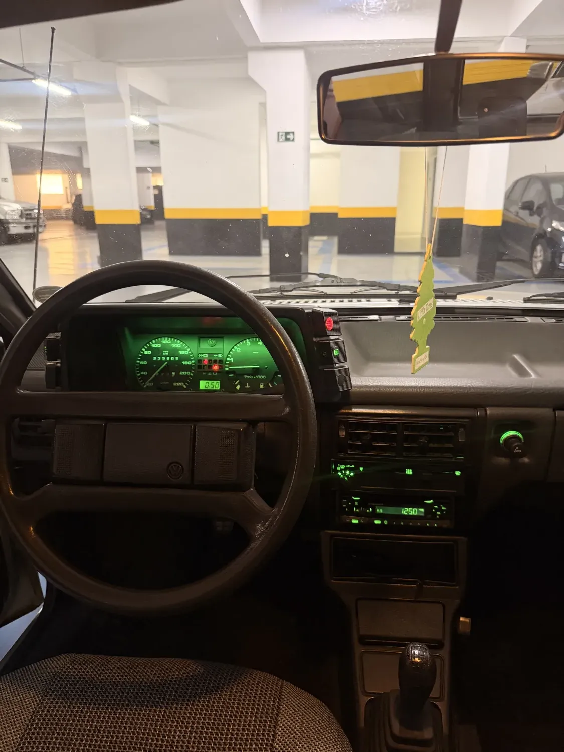 avv-volkswagen-voyage-venda-2b39ace-imagem-018